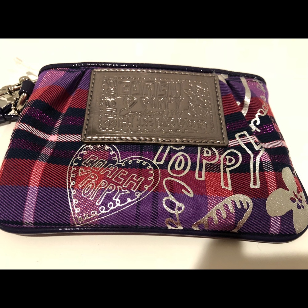 Coach poppy wristlet
